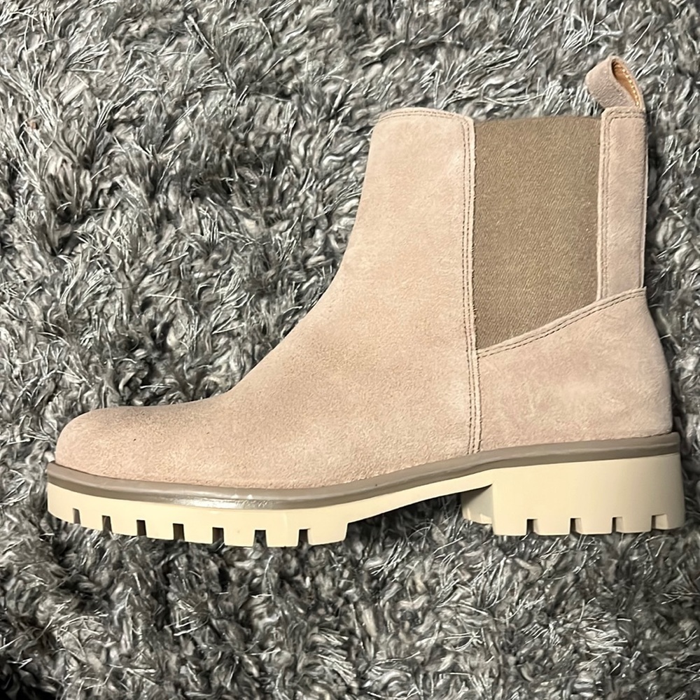 Crown Vintage Taupe Chelsea Boot